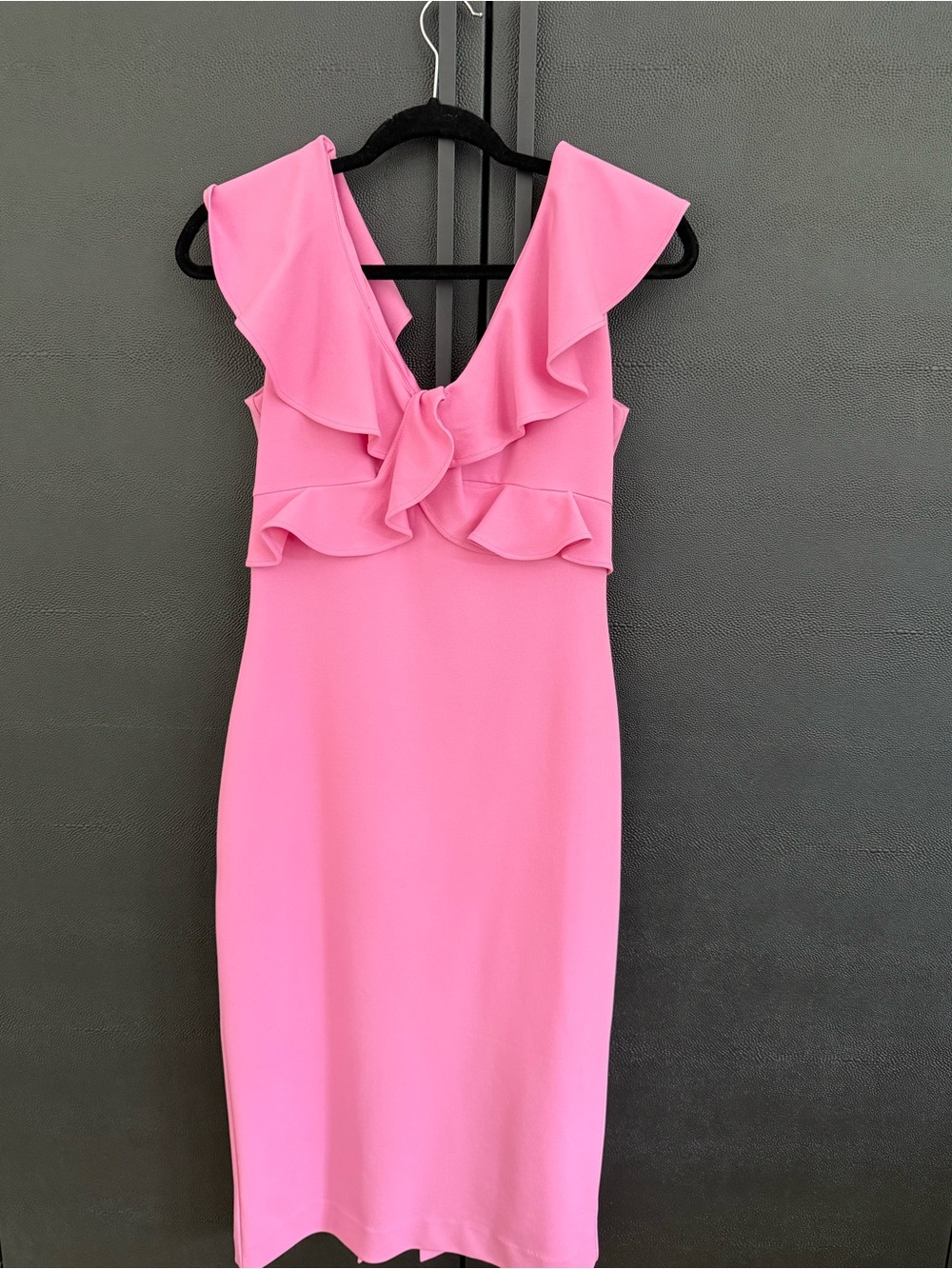 Antonio Melani Ainsley Scuba Crepe Ruffle Dress size small pink worn once